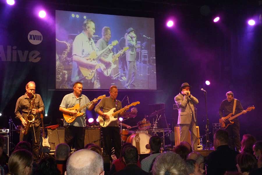 08 The Golden State – Lone Star Revue feat. Mark Hummel, Anson Funderburgh and Little Charlie