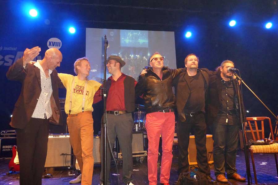 25 Paul Lamb And The Houserockers