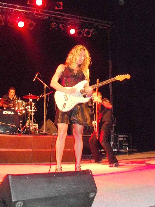 02 Ana Popovic