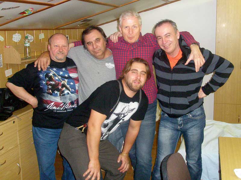 01 Blues Alive 2014