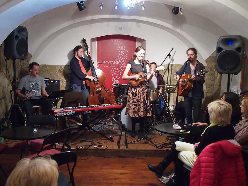 02 Sarah and The Adams