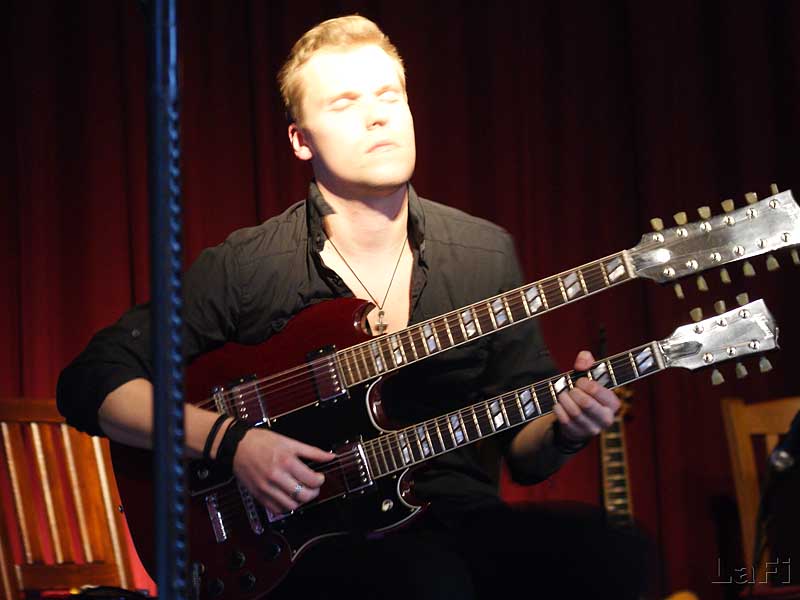 17 Marek Wolf