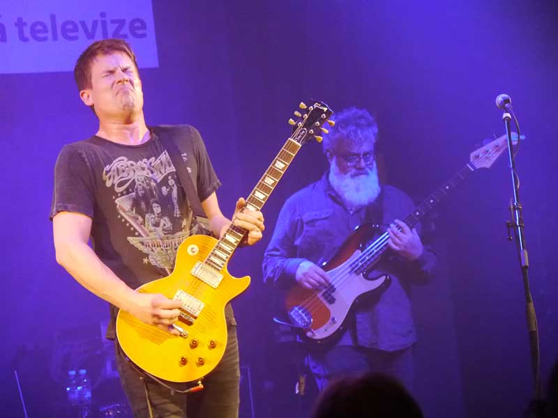 03 Jonny Lang
