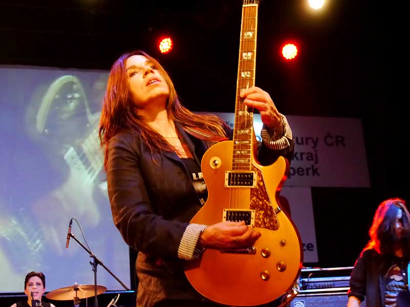 48 Jane Lee Hooker
