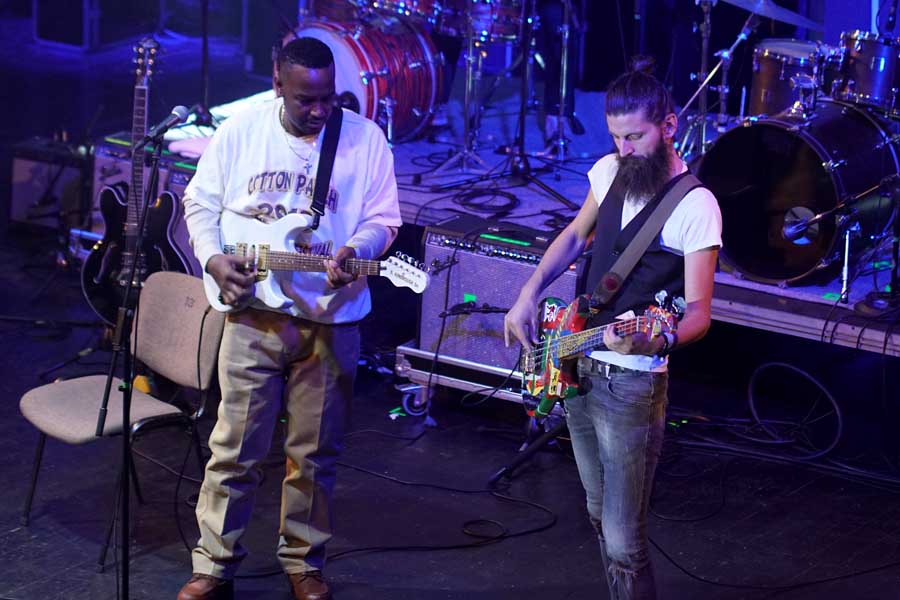 32 North Mississippi Blues Project