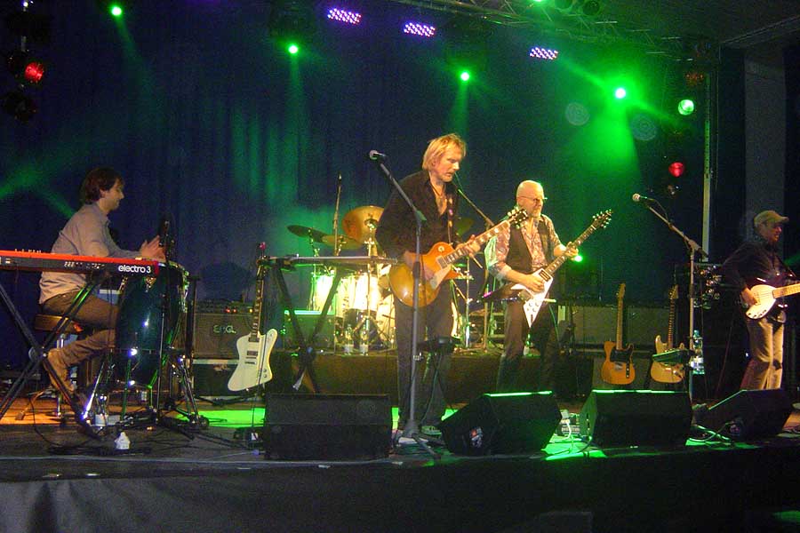 11 Wishbone Ash