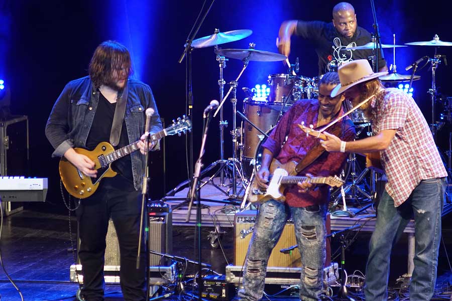 88 Kenny Neal Band