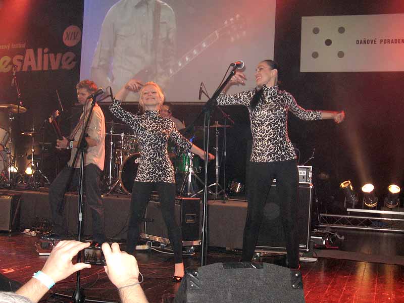 04 Hoodoo Band
