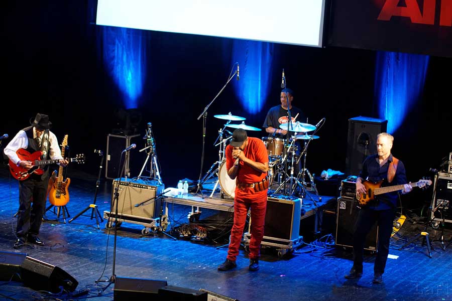 58 John Primer & The Real Deal Blues Band
