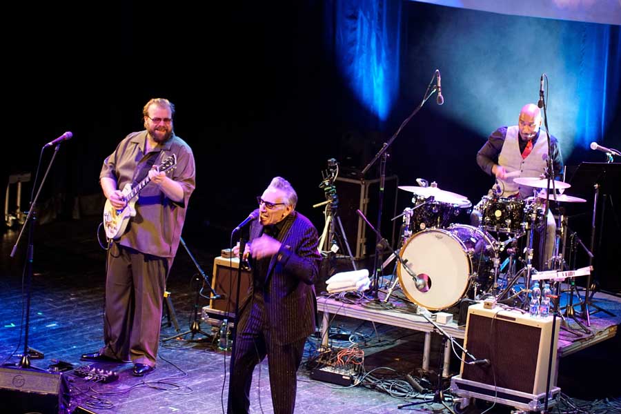 37 Rick Estrin & The Nightcats