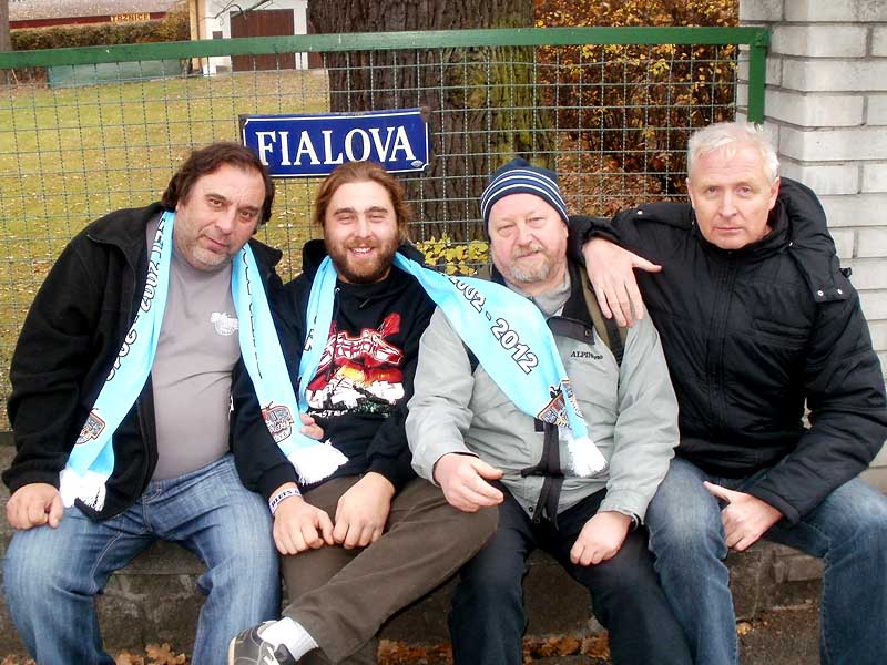 13 Blues Alive 2012